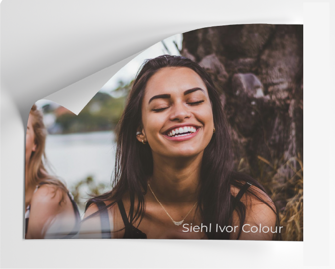 Siehl Ivory Colour mit Frau die lacht